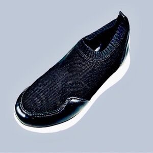 Wirth Womens Garda Black Slip On Sneakers Size 9